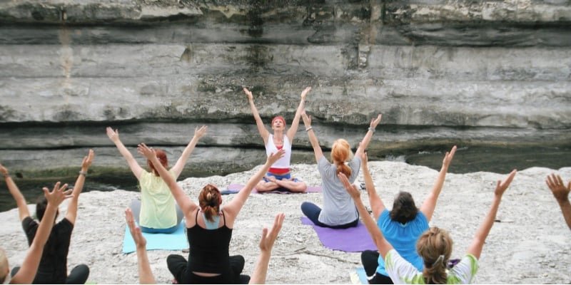 yoga- Online Health Communities 